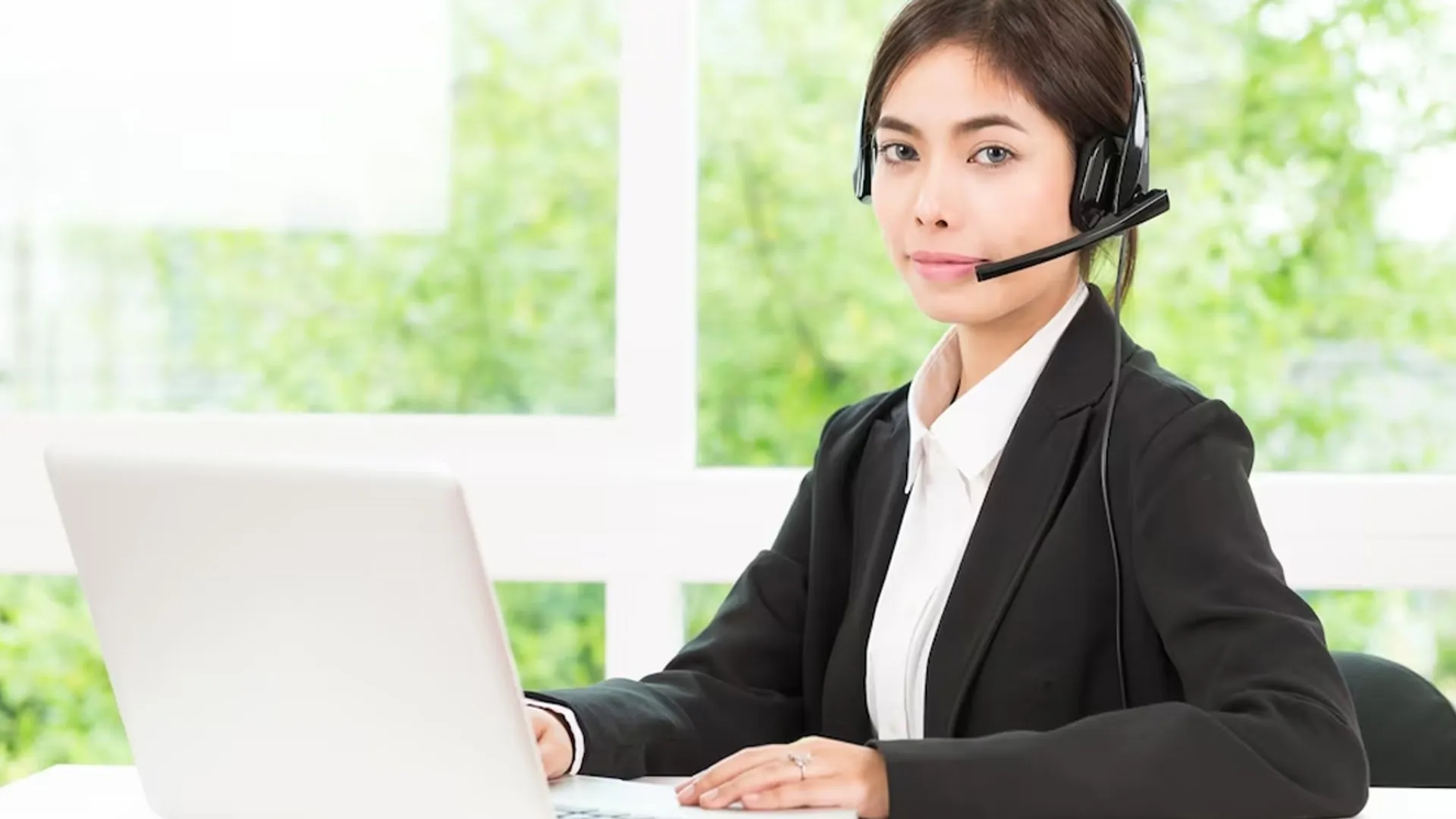 Đội ngũ hỗ trợ khách hàng nohu666 chuyên nghiệp